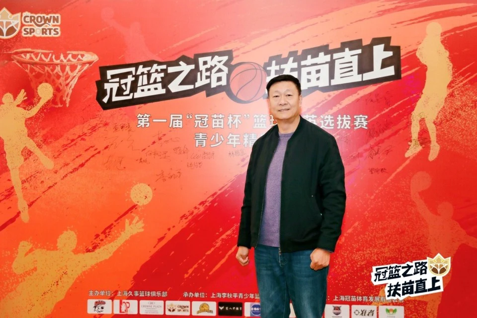 如何在篮球冬令营中加强体能训练?_0